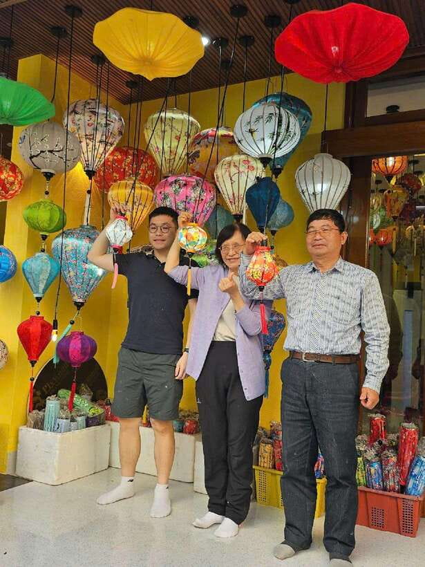 Hoi An: Lantern Making Class at Local Home With Local Family - Frequently Asked Questions