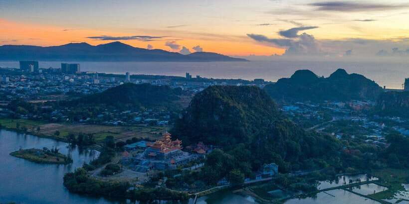 Hoi An: Marble Mountain & Monkey Mountain in Afternoon Tour - Discovering the Marble Fine Art Village