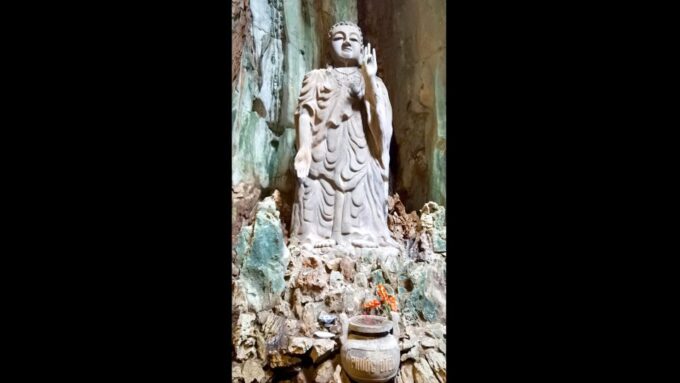 Hoi An: Marble Mountains, Am Phu Cave & Monkey Mountains - Frequently Asked Questions