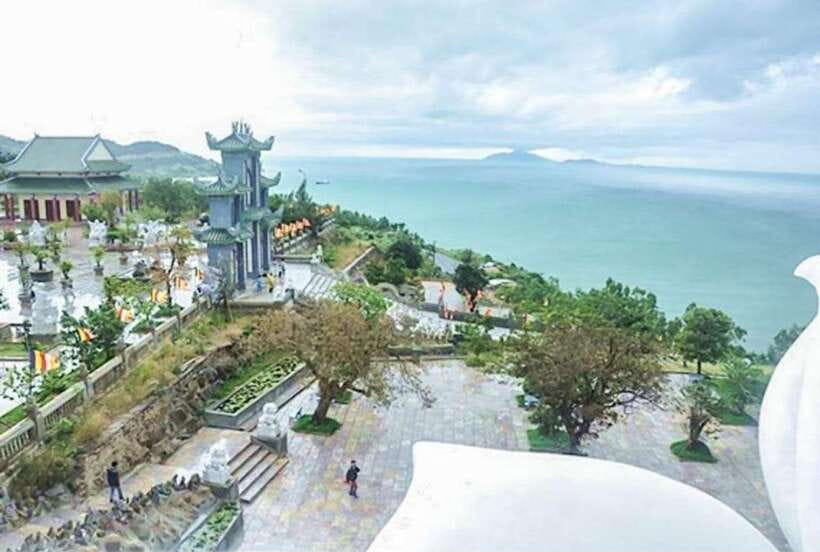 Hoi An: Marble Mountains & Monkey Mountains by Private Car - Exploring Marble Mountains