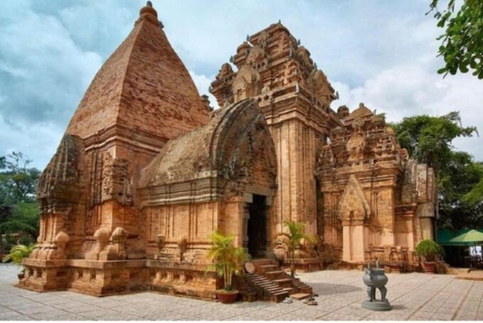 Hoi An: My Son Holly Land & Cruise Luxury Group Tour - Frequently Asked Questions
