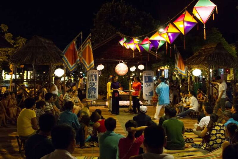 Hoi An Nighttime Heritage Experience - Dining Experience