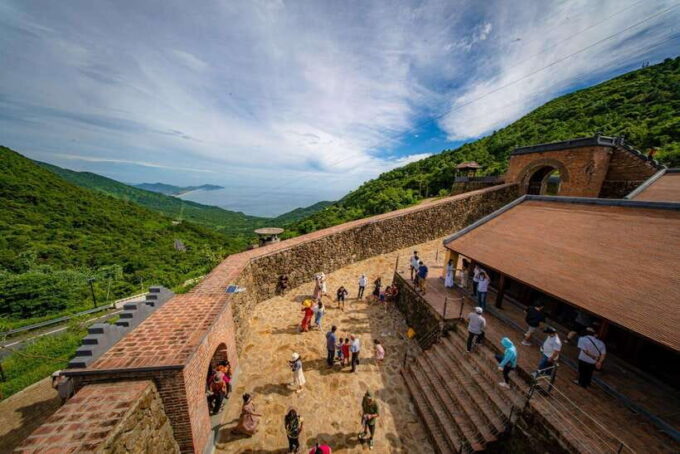 Hoi An: Private Car To/From Hue via Multi Attraction( 1-Way) - Customer Reviews and Ratings