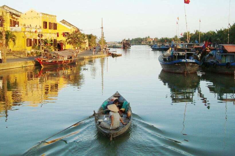 Hoi An: Private Lantern Cruise on the Thu Bon River - Itinerary Details