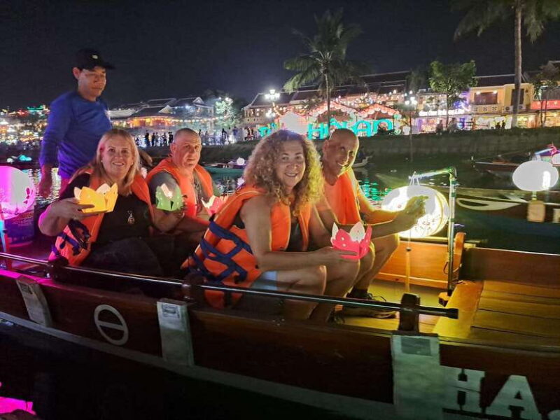 Hoi an Street Food, Night Market and Boat Ride - Key Points