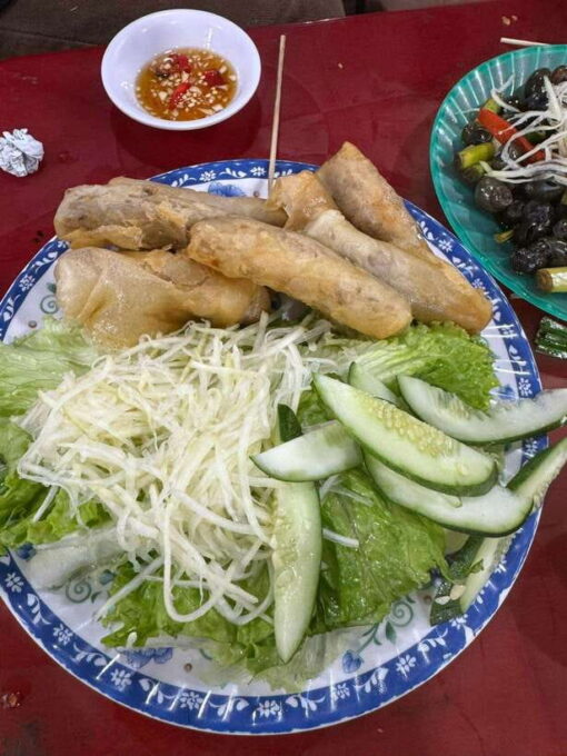 Hoi An Street Food Private Tour With Beautiful Female Guide - Capture the Moment With a Personal Photographer