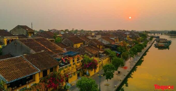 Hoi An to Da Nang International Airport/Da Nang - Private Car - Contact and Support Services