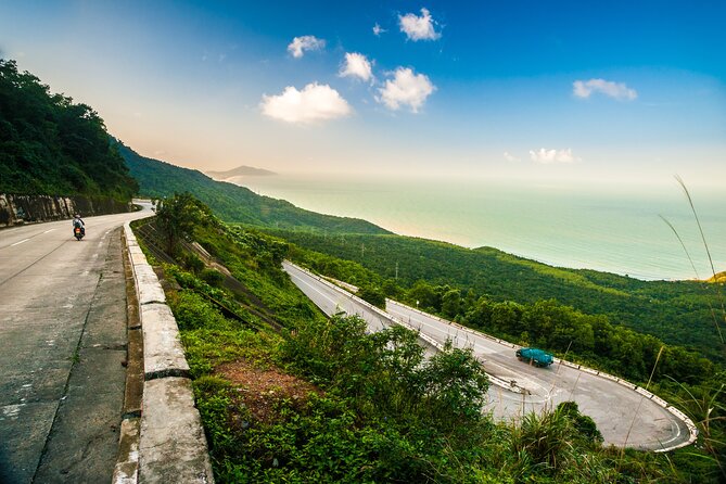 Hoi An to Hue by Private Car Sightseeing via Hai Van Pass & More - Meeting and Pickup Information