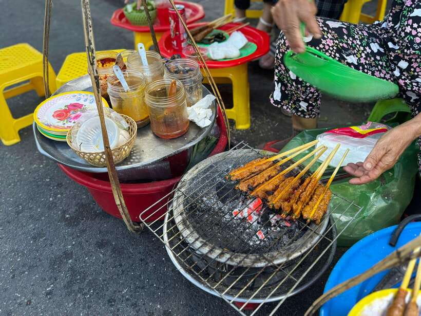 Hoi An Vespa Food Tour: Taste Authentic Vietnamese Flavors - Unique Transportation
