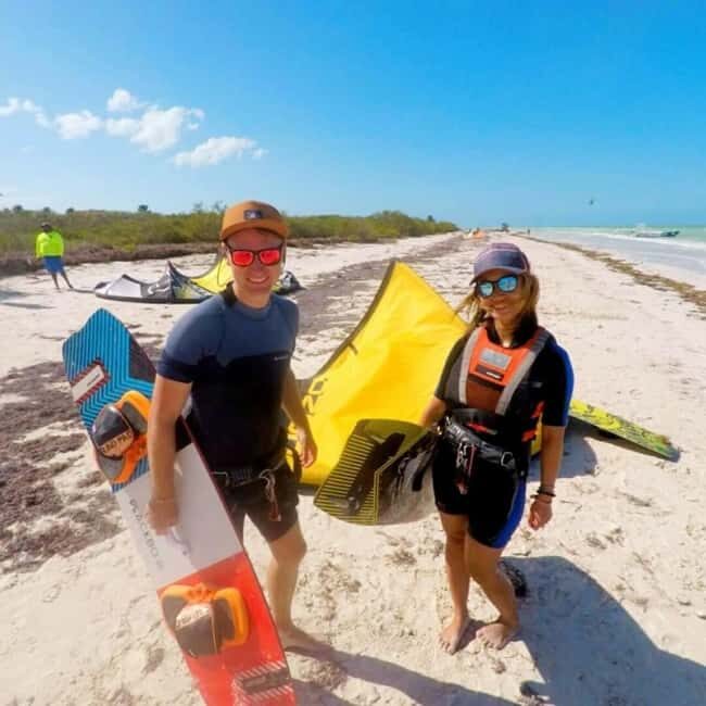 Holbox: Kitesurfing Lessons Discovery Course (2 hours) - Price and Value