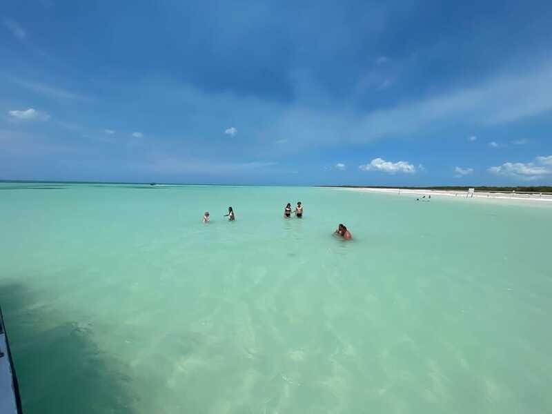 Holbox: Punta Mosquitos, Yalahau, & Pasión Island Boat Tour - The Sum Up