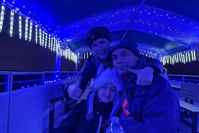 Holiday Nights Boat Ride in Saint Cloud Florida - Food and Beverage Options