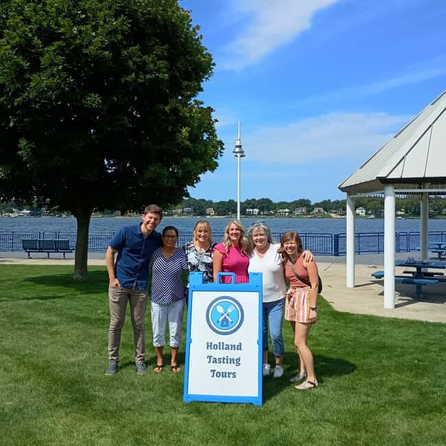 Holland, MI: Westside Stories and Tastes Walking Food Tour - Exploring Holland’s Heart: An Introduction