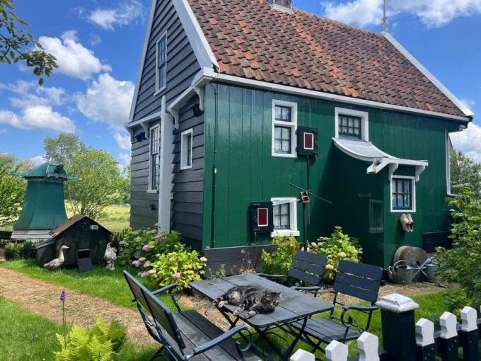 Holland's Finest: Zaanse Schans, Volendam, Marken - Tour Inclusions and Benefits