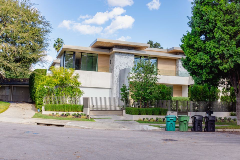 Hollywood: Celebrity Homes Self-Guided Driving Tour - Using the Tour App