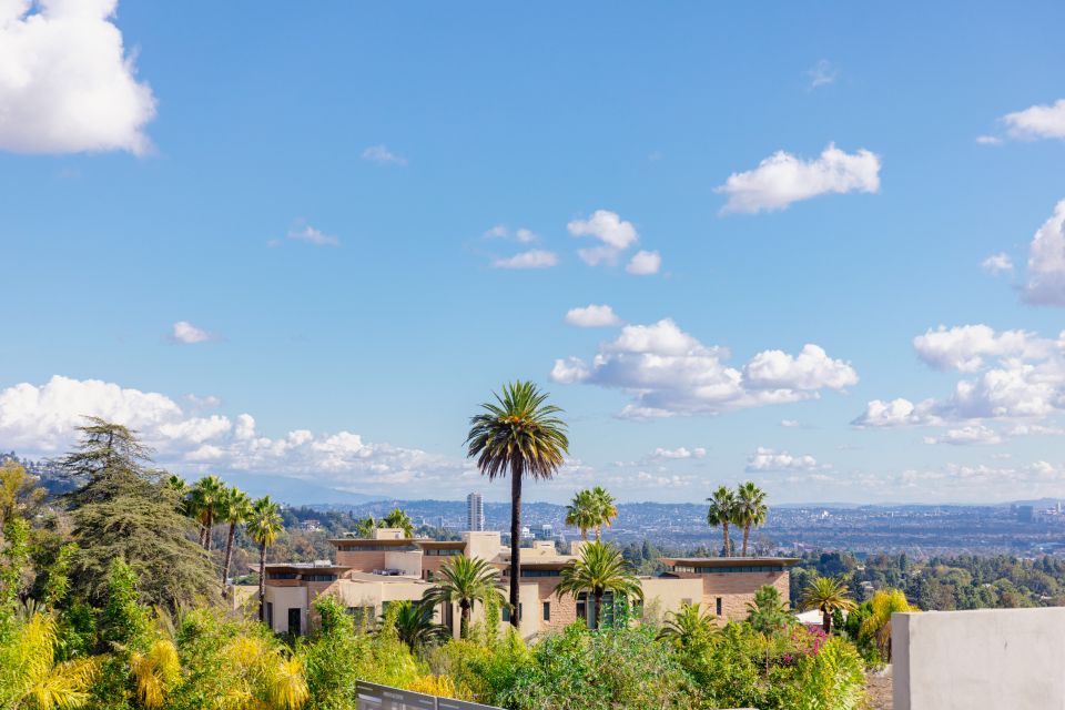 Hollywood: Celebrity Homes Self-Guided Driving Tour - Exploring the Hollywood Sign