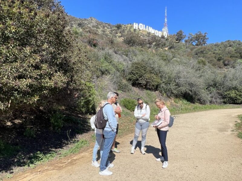Hollywood Sign : Hiking to the Sign with a French tour guide - An Introduction to the Experience