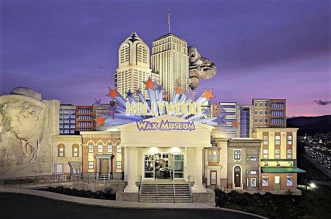 Hollywood Wax Museum 4-Attraction All-Access-Pass in Pigeon Forge - FAQ