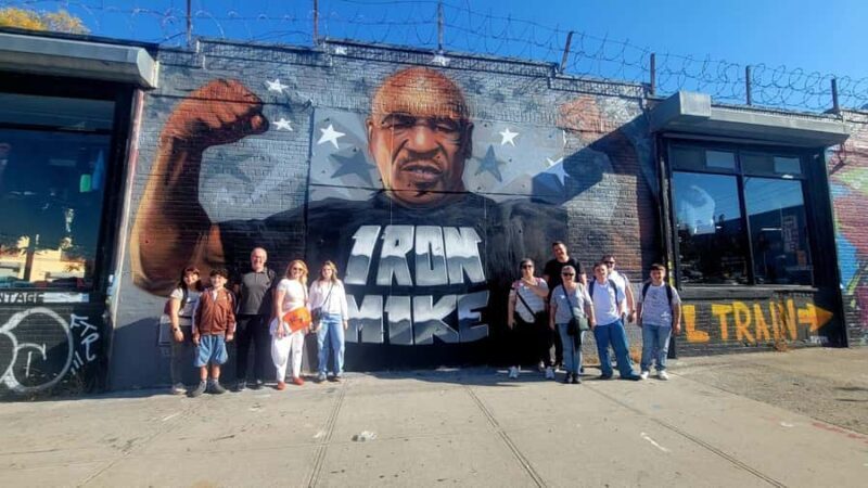 Home visit in Brooklyn & tour of the Bushwick Collective street art - Discover Brooklyn’s Soul with a Home Visit and Street Art Tour