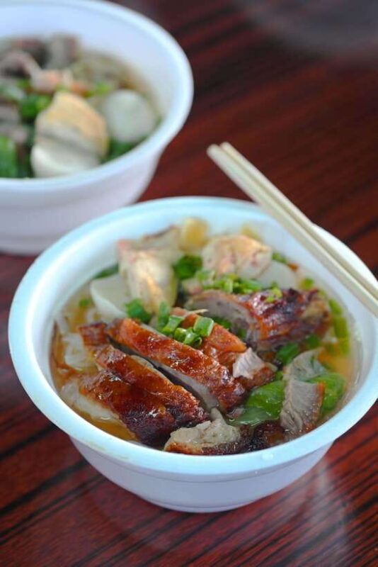 Hong Kong: Aberdeen Private Sampan Cruise w/Noodles Lunch - An Overview of the Aberdeen Sampan Experience