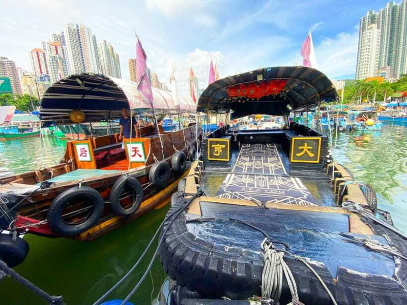 Hong Kong: Aberdeen Private Sampan Cruise w/Noodles Lunch - Who Will Love This Tour?