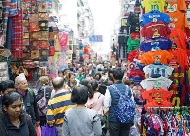 Hong Kong: City Landmarks Tour + Peak Tram Ticket + Lunch - Who Will Love This Tour?