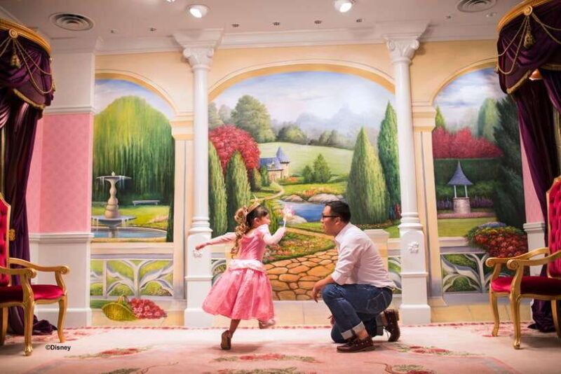 Hong Kong Disneyland: Bibbidi Bobbidi Boutique Package - Key Points