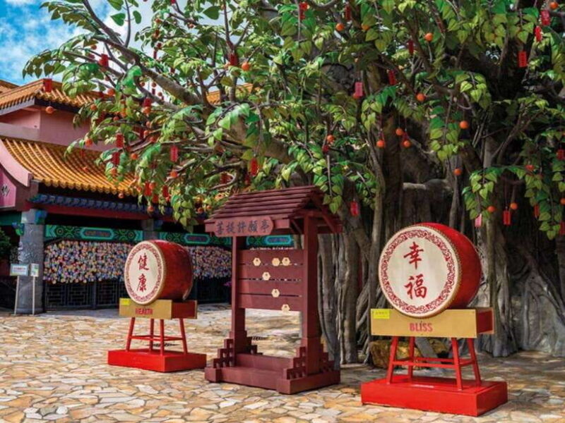 Hong Kong: Lantau Big Buddha Tour with Cable Car - Visiting Po Lin Monastery and the Big Buddha