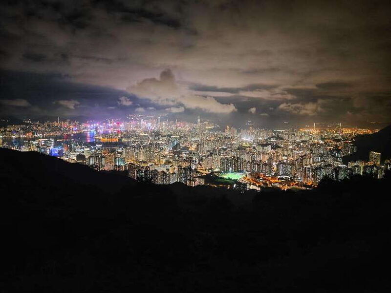 Hong Kong Night Adventure and Foodie Tour - An In-Depth Look at the Hong Kong Night Adventure and Foodie Tour