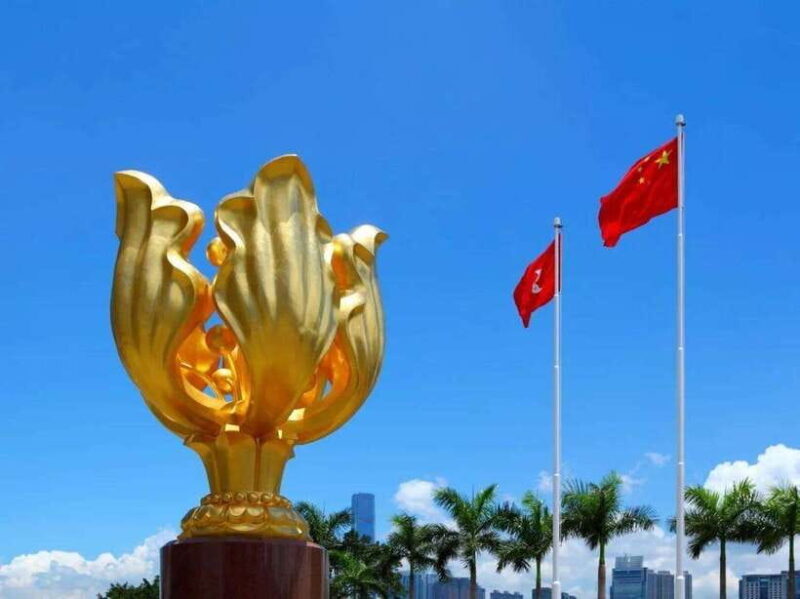 Hong Kong: Wong Tai Sin Temple and Victoria Harbour Tour - Exploring Hong Kong: A Tour of Spirituality, Scenic Views, and Cultural Highlights  