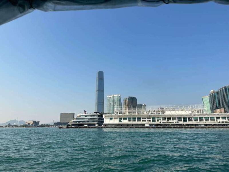 Hong Kong: Wong Tai Sin Temple and Victoria Harbour Tour - FAQs  