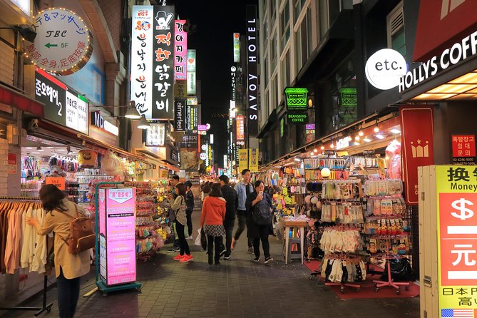 Hongdae Private Tours by Locals: 100% Personalized - Accessibility Features