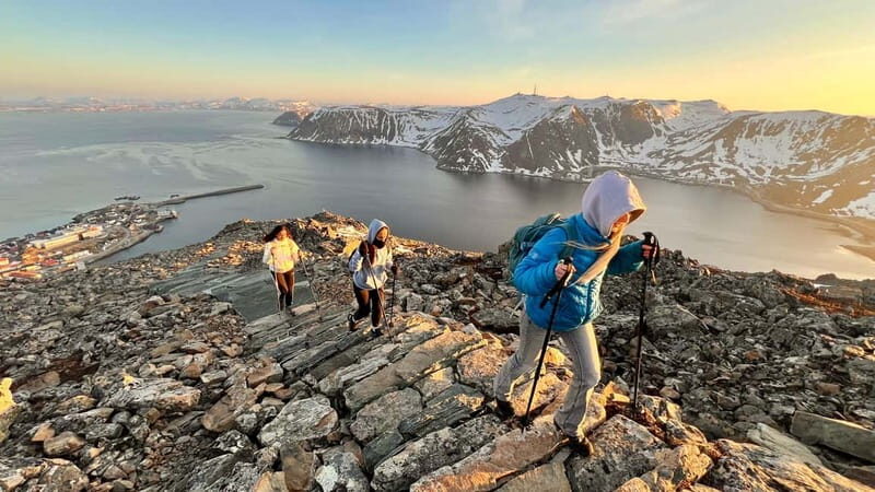 Honningsvåg: Hiking Tour. Arctic Ocean Views from Mountains - Key Points