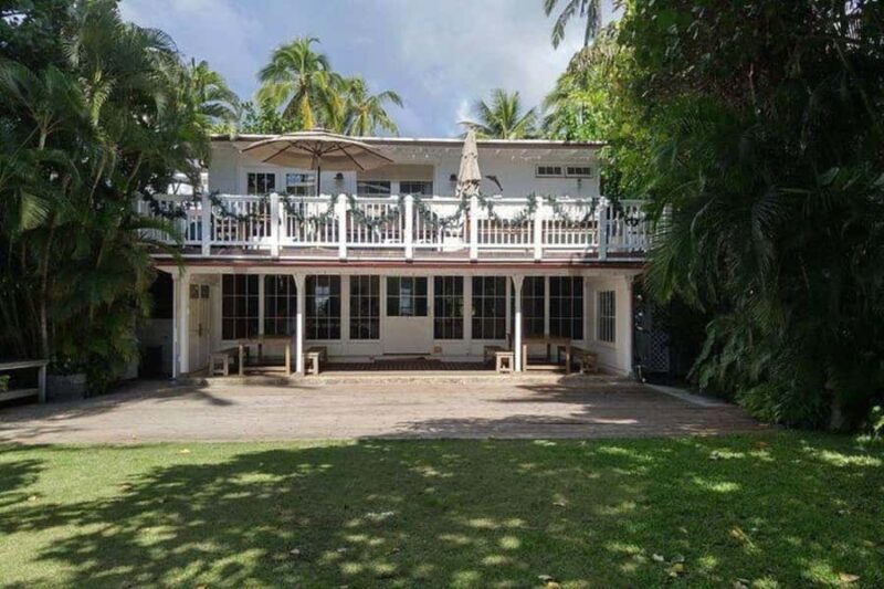 Honolulu: Afternoon at McGarrett's-Hawaii Five-O - Honolulu: Afternoon at McGarretts-Hawaii Five-0 — A Detailed Review