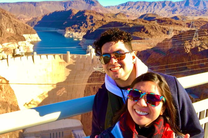 Hoover Dam Comedy Tour With Lunch and Comedy Club Tickets - Hoover Dam Powerplant Exploration
