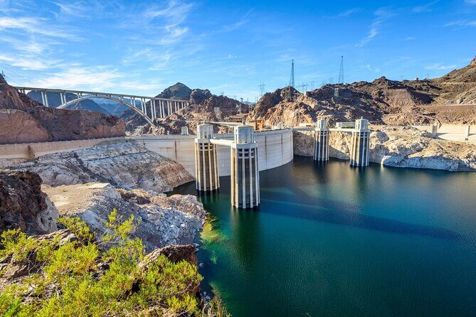 Hoover Dam Tunnels and Power Plant Tour in Spanish - Introduction