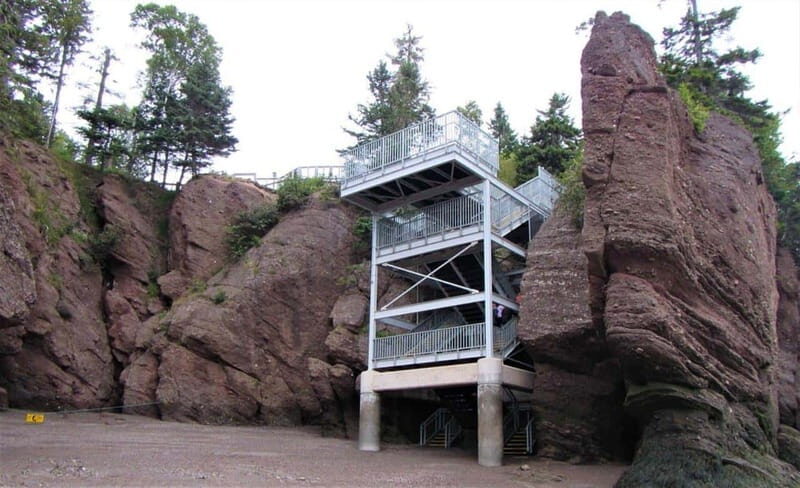 Hopewell Cape: Hopewell Rocks Admission - Trails and Lookouts: A Scenic Walkaround
