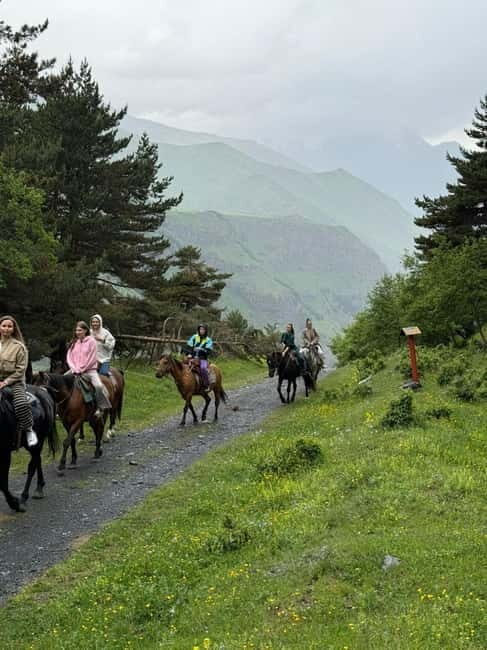 Horse riding tour in Kazbegi - An In-Depth Look at the Kazbegi Horse Riding Experience