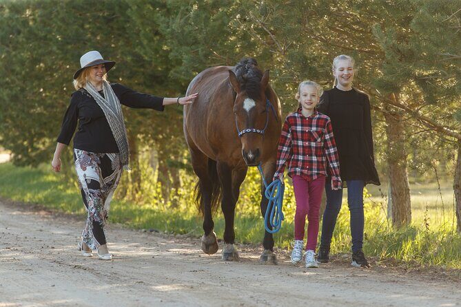 Horseback ride (1 hour) - Practical Details and Value