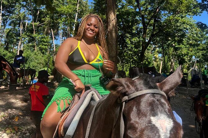 Horseback Ride and Blue Hole Experience - Key Points