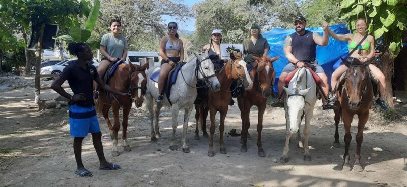 Horseback Ride, Blue Hole, Dunn's River and Tubing Tour - FAQ