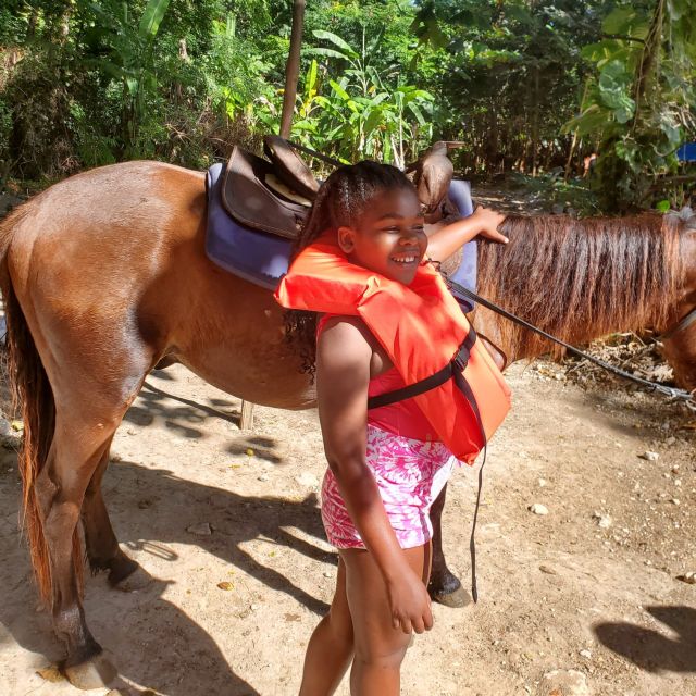 Horseback Ride, Blue Hole, Dunns River and Tubing Tour - Relaxing River Tubing Experience