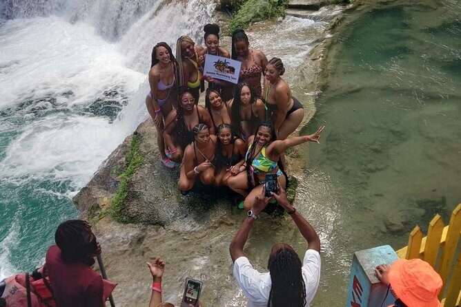 Horseback Ride, Blue Hole, Secret Falls, River Rafting & Tubing - Who Will Love This Tour?