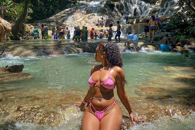 Horseback Ride, Dunn's River Falls and Blue Hole combo Ocho Rios - FAQ