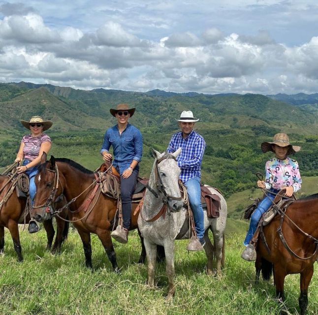 Horseback Riding, Country Bufet and Live Music - Panoramic Views of Guanajuato