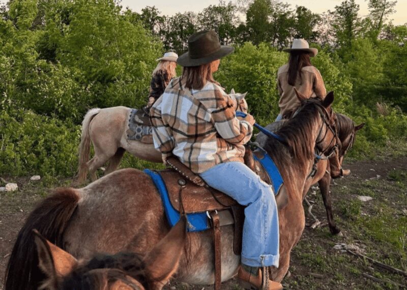 Horseback Riding on Mt.Vesuvius with Wine Tasting and Dinner - Practical Tips for Future Travelers