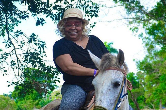 HorseBack Rinding to Macao Beach - Analyzing the Value