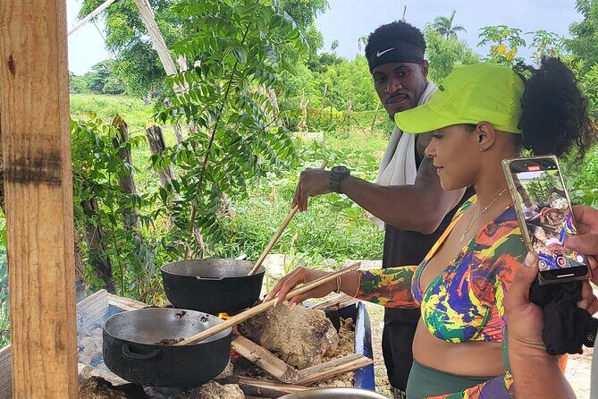 Horses, Buggy, and plantation in Chocaci Ranch - Who Will Love This Tour?