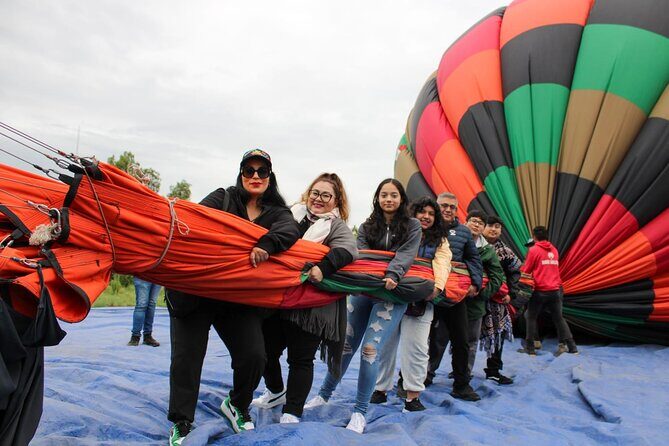 Hot Air Balloon Flight over Teotihuacan with CDMX Transportation - Who Should Book This Tour?