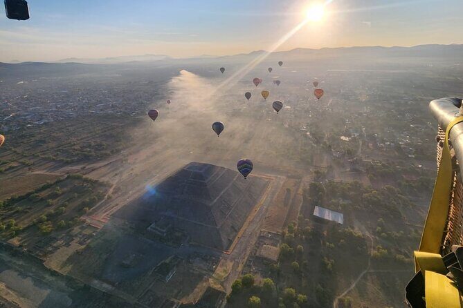 Hot air Balloon ride in Teotihuacan & breakfast in Cave - Authenticity and Reviews